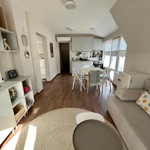  Апартаменты Dockview Atelier Болгария